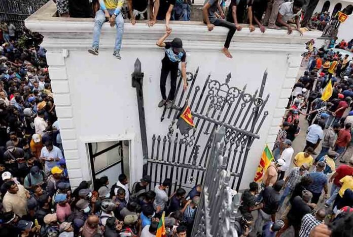 SL protesters
