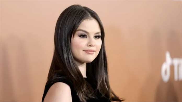 Gomez-teases-‘empowering’