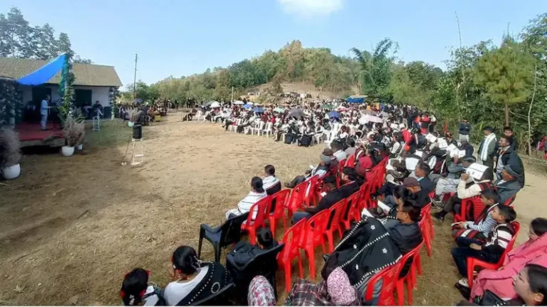 Sendenyu Chipwen Dzon observed; adopts resolution