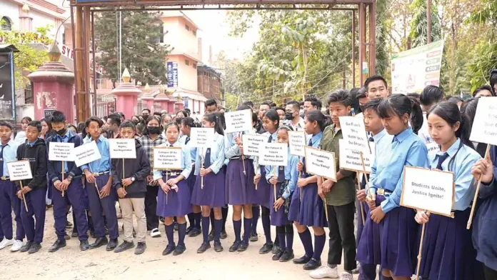 DNSU holds protest against
