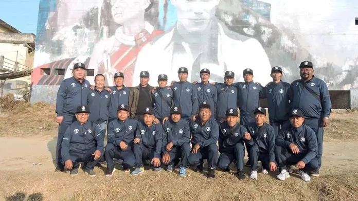 MDVFA teams leaves