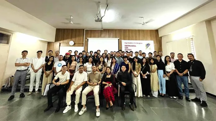 NSUB holds parting social