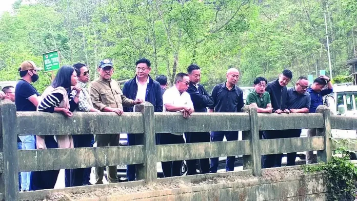 Rivers turn dumping grounds