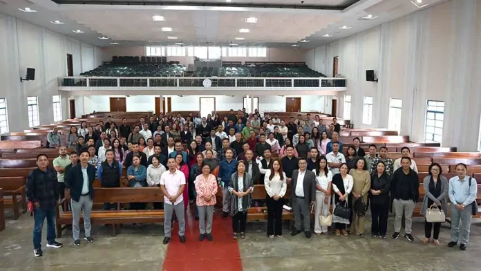 Seminar on trending social